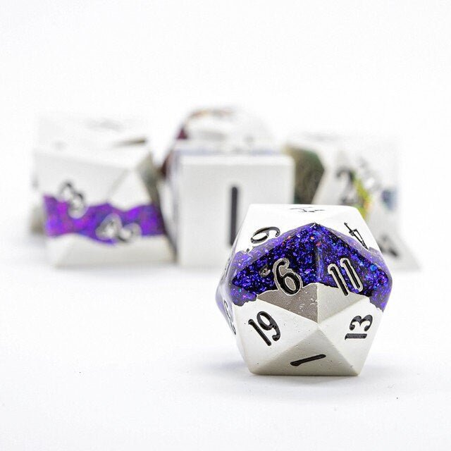 Sage’s Rift Stones Pearl Silver/Rainbow Metal Dice Set – Unique DND Dice with Rainbow Glitter – Polyhedral Dice Set for Dungeons and Dragons - Sage's PortalMetal Dice Set