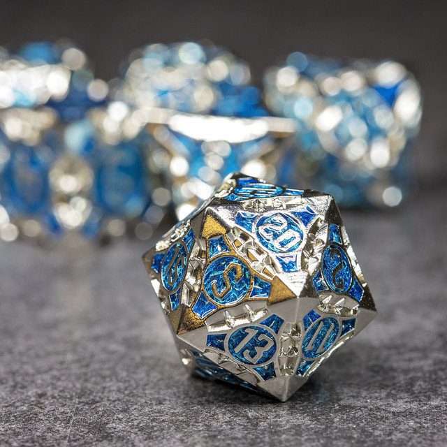 Sage’s Runic Caltrops Silver/Sapphire Metal Polyhedral Dice Set - Sage's PortalMetal Dice Set