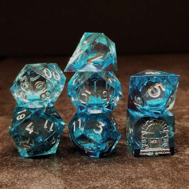 Sage's Spirits - Ice Spirits Liquid Core Sharp Edge Resin Dice Set - Sage's PortalLiquid Core Dice Set