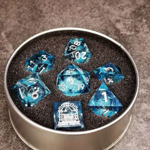 Sage's Spirits - Ice Spirits Liquid Core Sharp Edge Resin Dice Set - Sage's PortalLiquid Core Dice Set