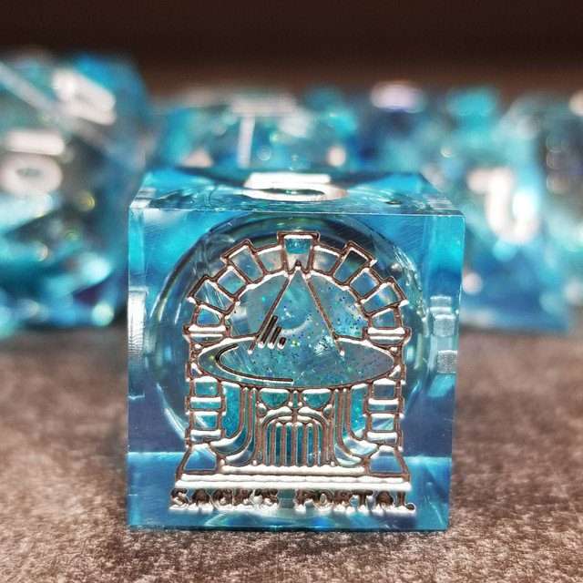 Sage's Spirits - Ice Spirits Liquid Core Sharp Edge Resin Dice Set - Sage's PortalLiquid Core Dice Set