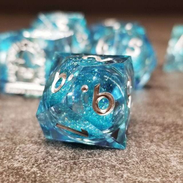 Sage's Spirits - Ice Spirits Liquid Core Sharp Edge Resin Dice Set - Sage's PortalLiquid Core Dice Set