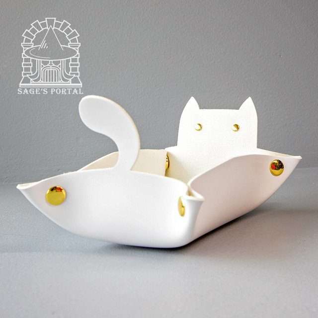 Sage's White Enchanted Cat Dice Tray - Sage's PortalDice Tray